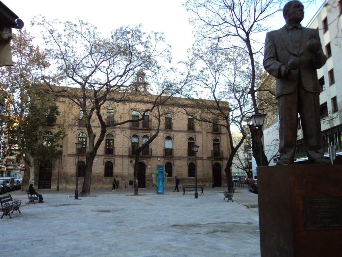 Apartamento Puerta Carmona Seville Exterior photo
